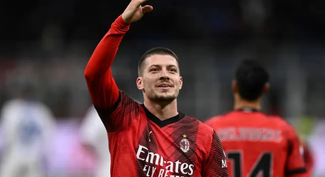 Milan, Jovic rinnova ma non convince: ecco il suo futuro