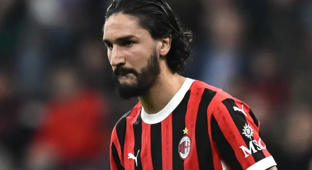 Milan al bivio: Adli richiesto dal Brentford